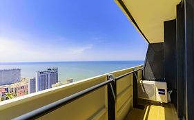 Sunny Sea View Aparthotel In Orbi City Batumi